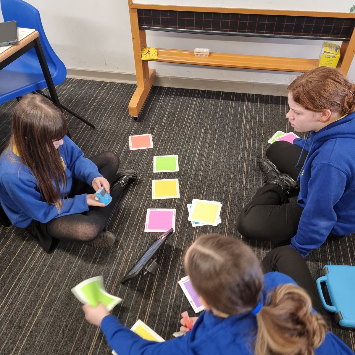 sandaigprimary's tweet image. P7s were designing and building their own mazes while learning the basics of coding, solving problems. #computationalthinking @Mobina_Kh4n @STEMglasgow @STEMedscot @ScotSTEMAmb