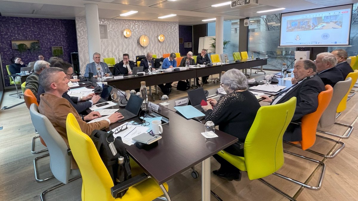 LabContinuum's tweet photo. Le 1er CA 2025 du think tank s'est réuni hier au siège du Groupe INTÉRIALE !

Un temps fort pour fixer les prochaines étapes de sa feuille de route dont vous verrez prochainement les réalisations concrètes.

#GestionDeCrise #SécuritéCivile #sécurité #Justice #TechnologiesSécurité https://t.co/cOvT9XwJqj