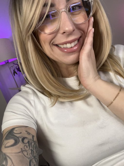 Abbey_Rhode