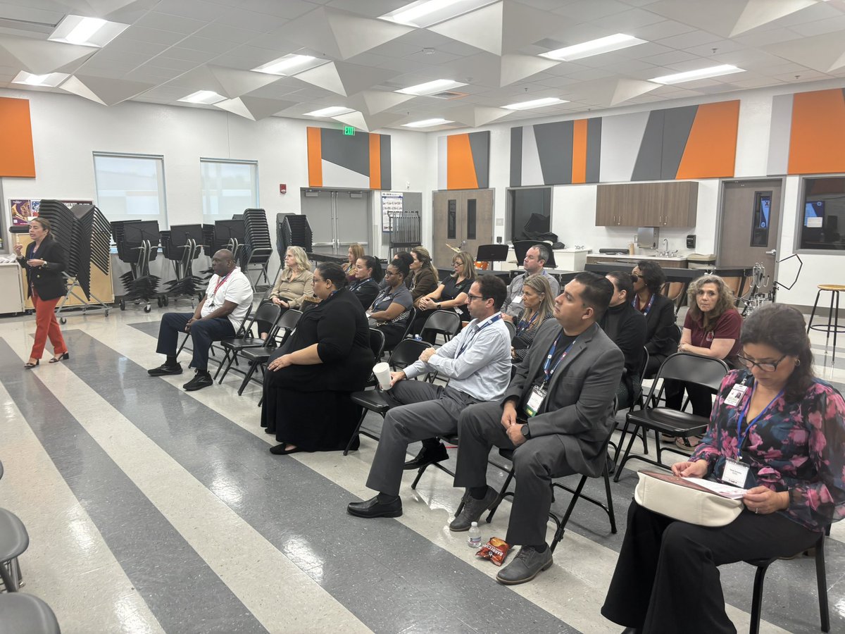 Edilia De La Vega tweet media