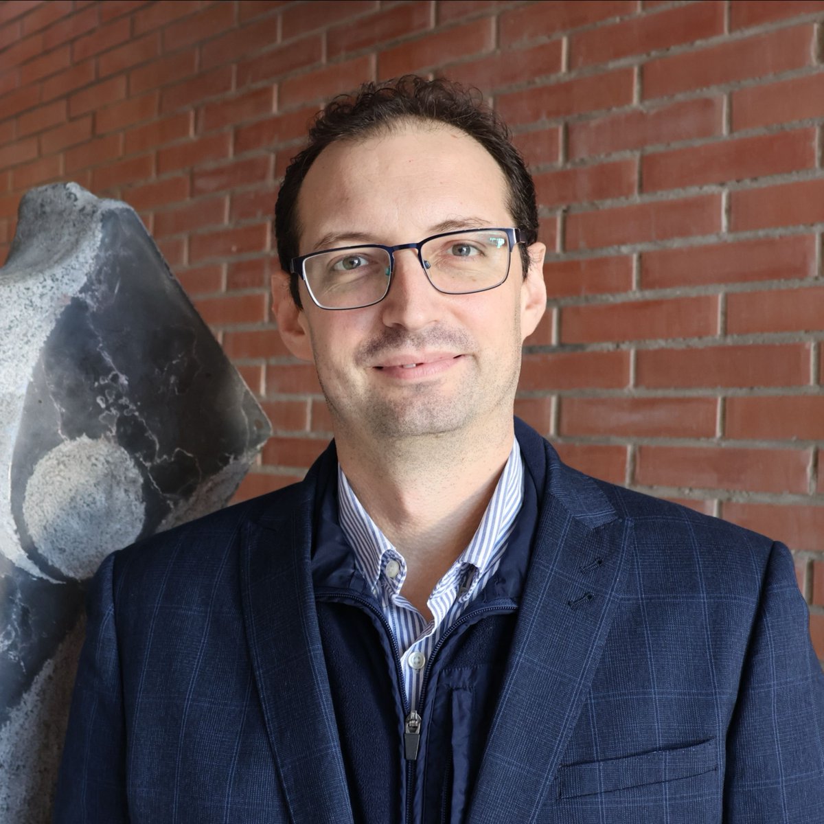 👨‍🔬 Pedro Arcelus-Arrillaga➡️Proyecto #Momentum “Desarrollo de #biocombustibles sostenibles de #aviación con #maching #learning e #inteligencia #artificial” 

📚 #Doctor en #Ingeniería #Química por el <a href="/imperialcollege/">Imperial College London</a> @unam_mx y especializado en procesos #termoquímicos

🧵Sigue⬇️