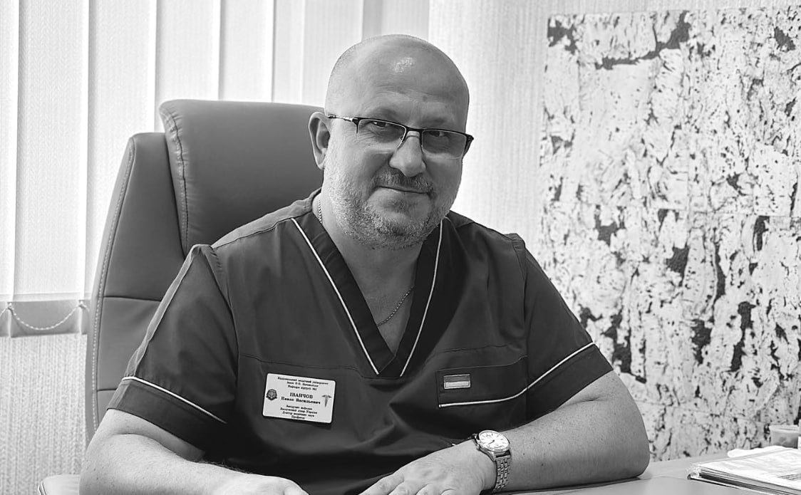 A Ukrainian journalist &amp; her husband, a leading surgeon, were killed during the last of the nightly drone strikes on Kyiv and its suburbs.

“Strictly military targets”, huh?

#StandWithUkraine