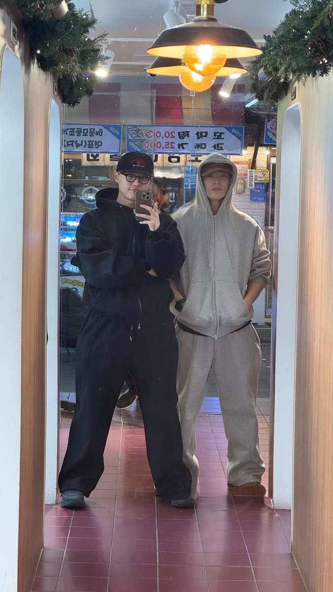 http_woodz's tweet image. 2602/ clean ver.