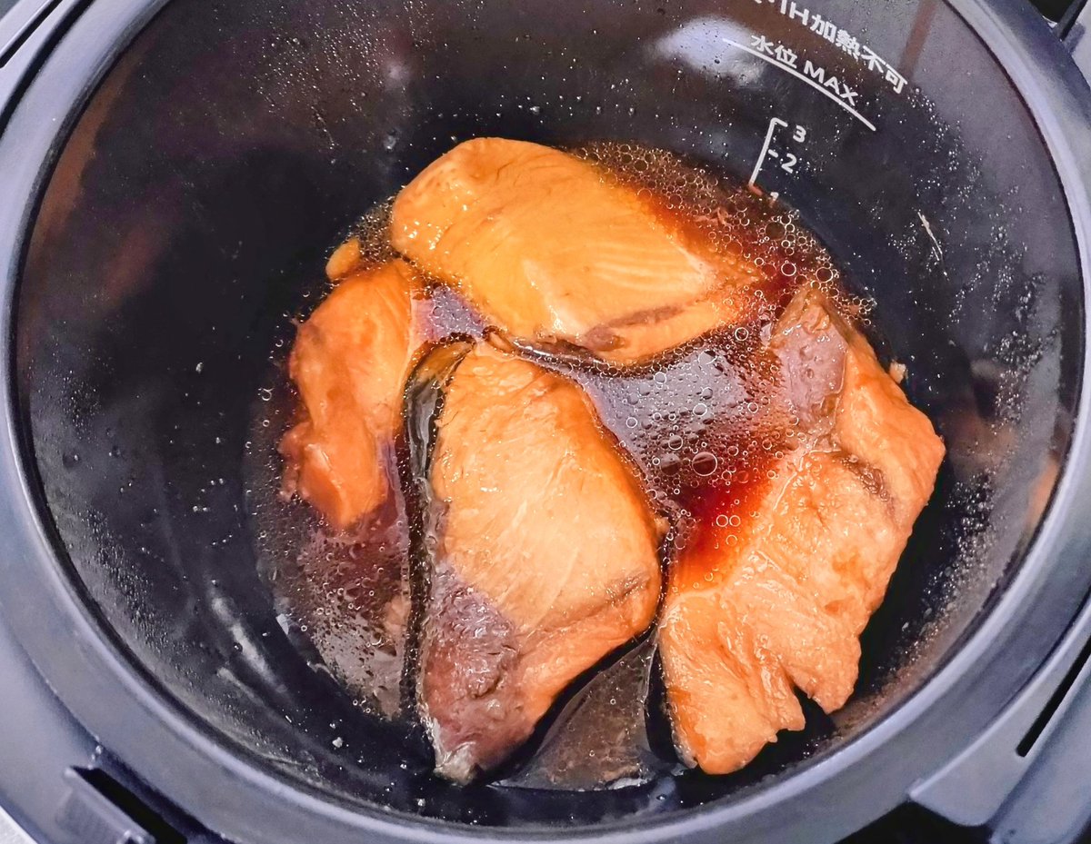 ゆままの絶叫ホットクック 本日の副菜‼️‼️‼️‼️ ぶりの煮付け