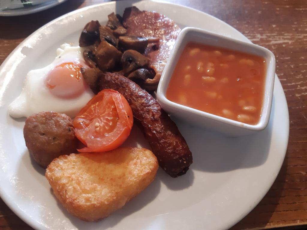 lizzie55119920's tweet image. Breakfast in Tyacks didn&apos;t disappoint and full of Camborne people #supportinglocalbusiness