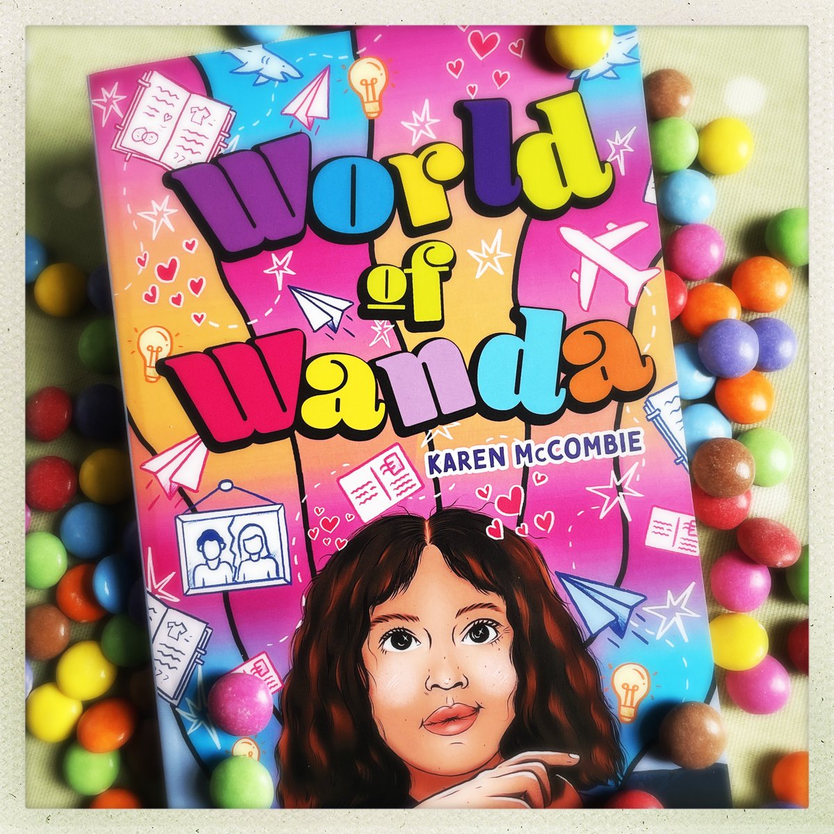 KarenMcCombie's tweet image. There's been a lot of love for the delicious cover of my new novel #WorldOfWanda, and that's ALL thanks to illustrator Stephanie Jade Howe. Stephanie really captured the chaotic interior world of Wanda 😍 
#ADHD #backpacking #homesickness #secretfamilies