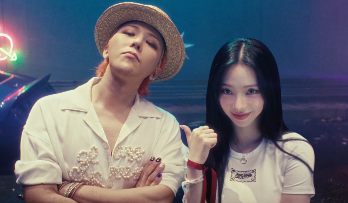 onpredictabel's tweet image. ⠀
“Jalan besok pake putih aksesoris merah ya!”
“Ke mana?”
“Nemu studio bagus blink blink gitu, pasti suka”

Jadilah cekrek cekrek.
⠀