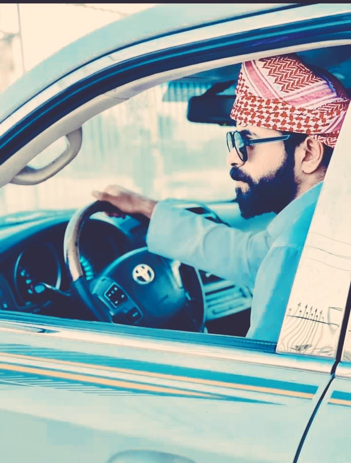 ودين الناس يوماً سوف يُقضى ودين أبيك لن تقوى عليه .💙💙