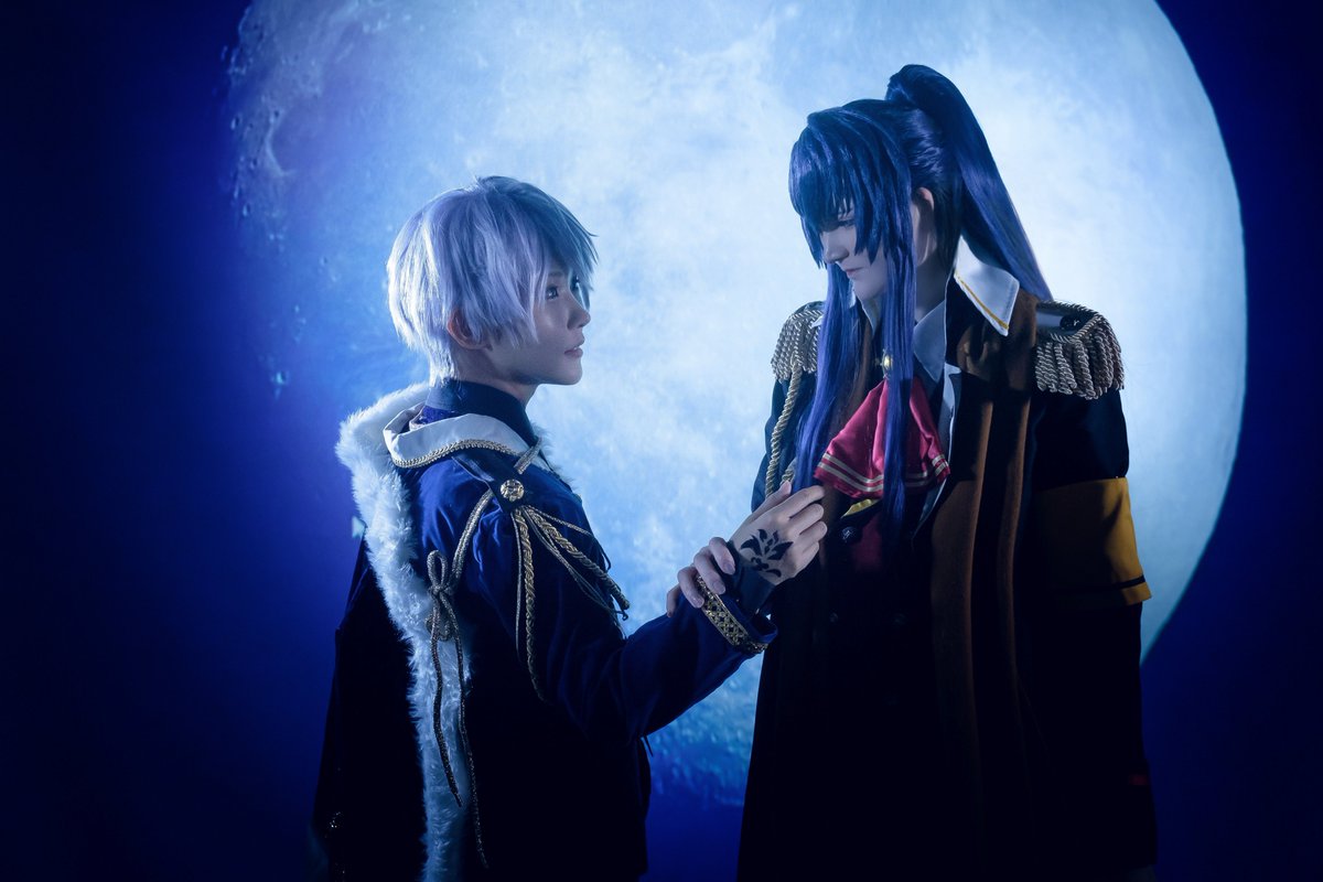 【魔法使いの約束 
               - Promise of Wizard -】

         " I'll never let you go. "

    この手を、おまえを
                  二度と手放しはしない

オズ:⚡️橘祐月
アーサー 📕 みつばちゃん<a href="/mtbaaaaan/">🕺みつば🍣⁼³₌₃</a> 
📸平家さん<a href="/cam_heike13/">平家司</a> 

 #まほやく_cos