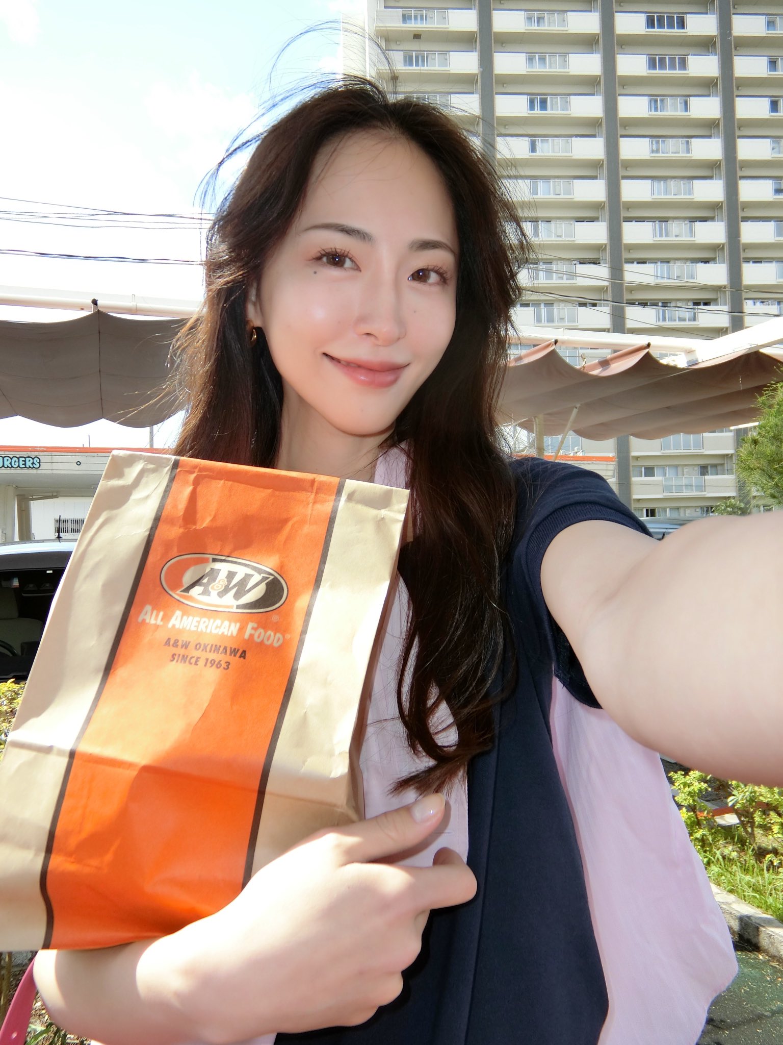 nanaページ TLdjJztX_200x200.jpg