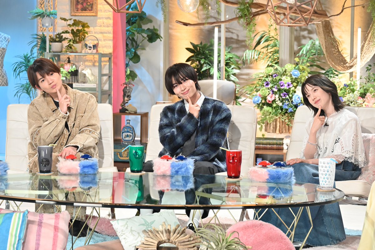 oricon's tweet photo. 📺『僕のあざとい元カノ』最終話

高地優吾＆大西流星がスタジオゲスト❗
恋愛観も明かす💕

💬収録後コメント到着
藤原丈一郎も出演で「感情移入する部分も…」
https://t.co/JY6YpjPUKg

#僕のあざとい元カノ #ぼくあざ #SixTONES #ぼくあざ    #SixTONES #なにわ男子 https://t.co/nKPa20ujQm