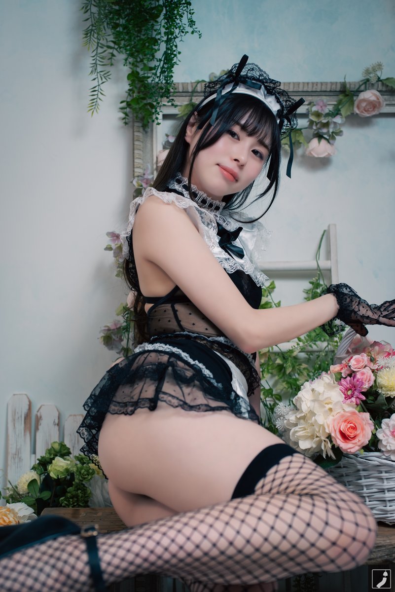 model: 島崎ふみの
date: 2024.11.30
location: STUDIO SHIRONEKO

#しまざきふみの
#写真 #ポートレート #ポトレ #グラビア #ランジェリー #被写体 #一眼 #一眼レフ #カメラ #撮影 #photo #photography #portrait #portraitphotography #camera #PENTAX #pentaxportrait