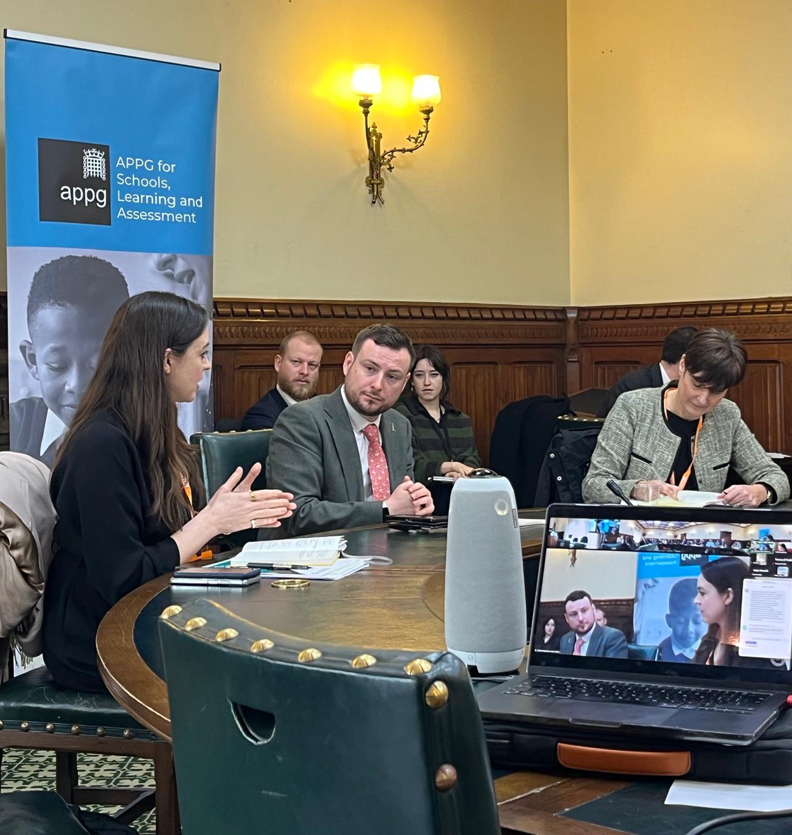 APPG Schools (@appg_schools) on Twitter photo 🧵At yesterday’s APPG meeting, the Curriculum & Assessment Review Chair <a href="/BeckyFrancis7/">Prof Becky Francis</a> shared her latest insights with us.
<a href="/PDJSwallow/">Peter Swallow MP</a> <a href="/sairskay/">Sarah Kilpatrick</a> 🧵At yesterday’s APPG meeting, the Curriculum & Assessment Review Chair <a href="/BeckyFrancis7/">Prof Becky Francis</a> shared her latest insights with us.
<a href="/PDJSwallow/">Peter Swallow MP</a> <a href="/sairskay/">Sarah Kilpatrick</a>