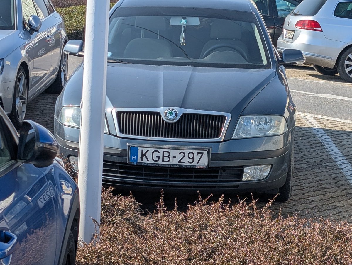 Ja som myslel, ze skratky ako KGB  by nemali byt ani povolene