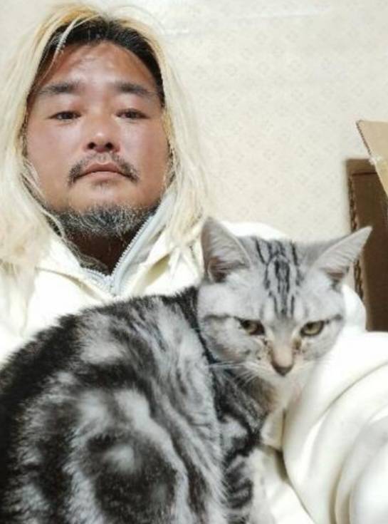 #拡散希望
⚠️大坪智彦に猫を譲らないで⚠️
未逮捕で猫譲渡サイトや大阪の譲渡会へ出没
すぐ死なせてはすぐ新しい子を貰いに来る虐待疑い
年齢：50歳ぐらい
住所 ：大阪市住吉区庭井2丁目8-9（戸建）
職業：空手の師範（職業欄には通信業と記入されてました）
バツ1の独身
SNS
ja-jp.facebook.com/taijutu/
