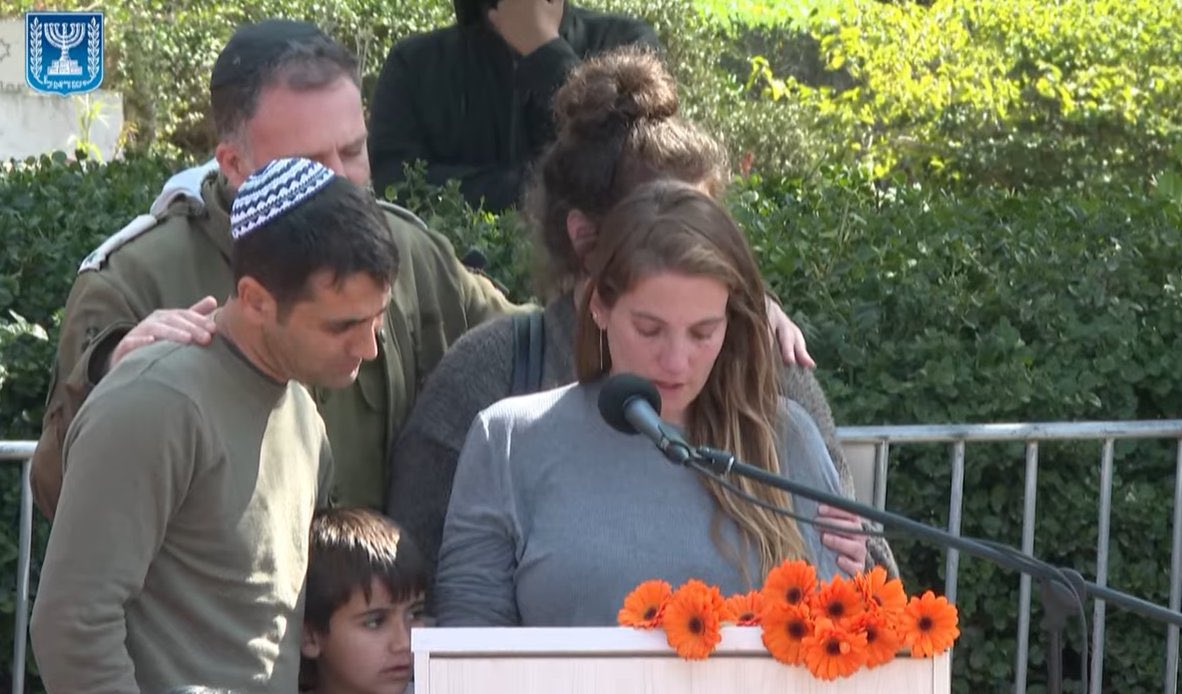 Ceci Denot tweet media