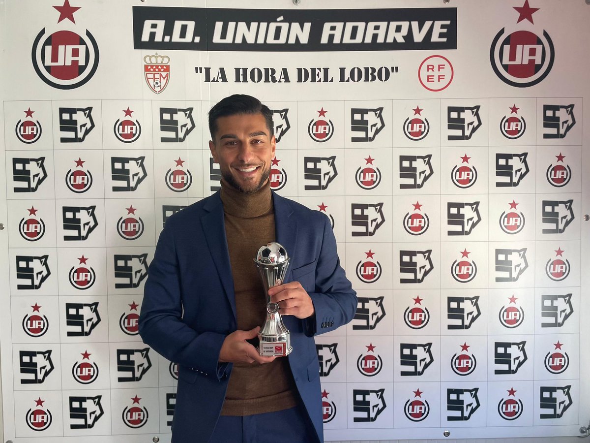 🥁 El premio MVP <a href="/LaVaguada/">La Vaguada</a> del partido frente al <a href="/deporguada/">C.D. Guadalajara 🟣⚪️</a> es…

¡CALIN!

🥳 ¡Enhorabuena!
