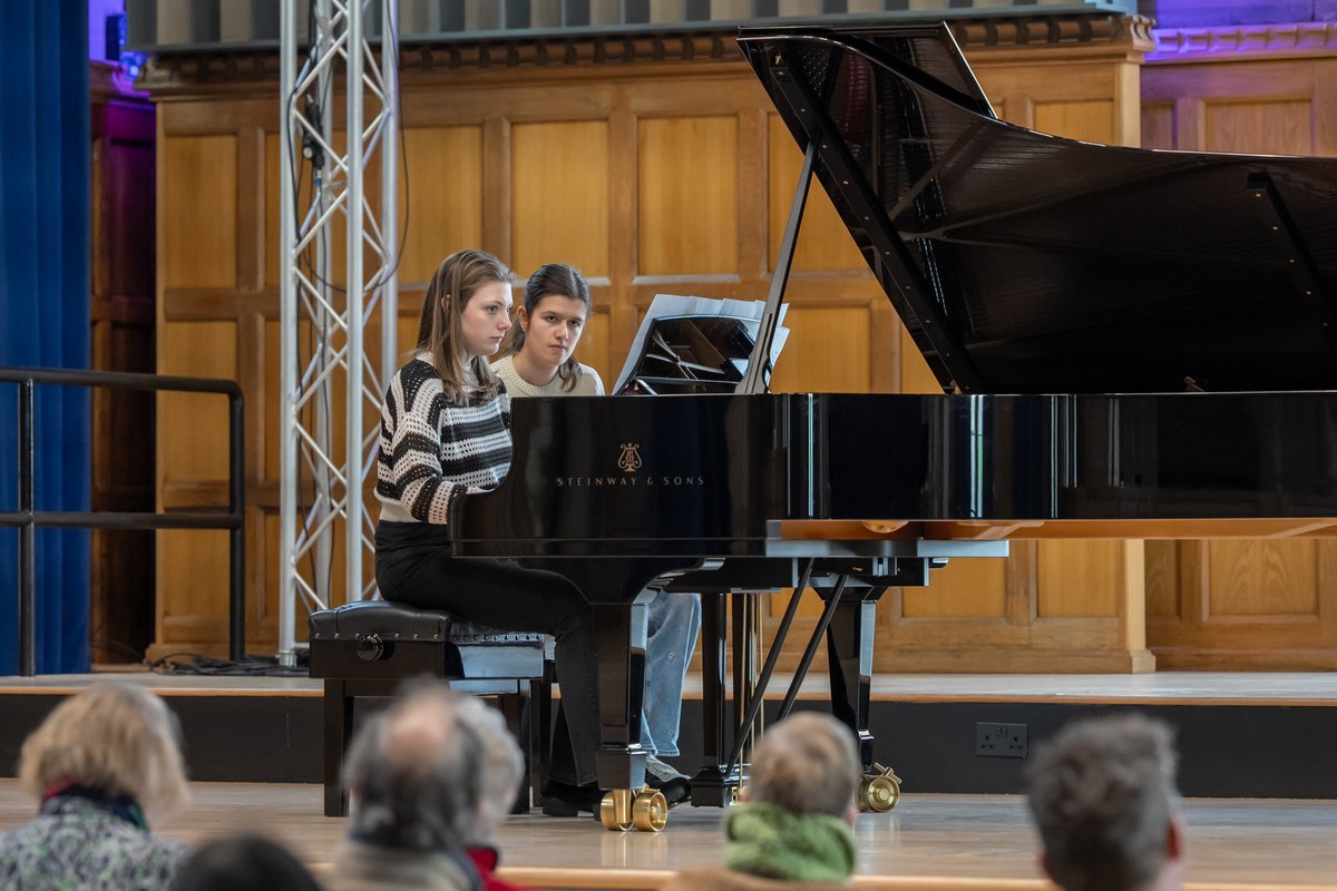 Performance Venues (@perfvenuessheff) on Twitter photo Check out these wonderful photographs from our lunchtime concert in Firth Hall last week! 🎶✨
Many thanks to <a href="/LaureAdva/">Laure Divisia</a> 📸
#studentperformances #musicstudents #freeconcerts #accessibleconcerts #lunchtimeconcerts Check out these wonderful photographs from our lunchtime concert in Firth Hall last week! 🎶✨
Many thanks to <a href="/LaureAdva/">Laure Divisia</a> 📸
#studentperformances #musicstudents #freeconcerts #accessibleconcerts #lunchtimeconcerts