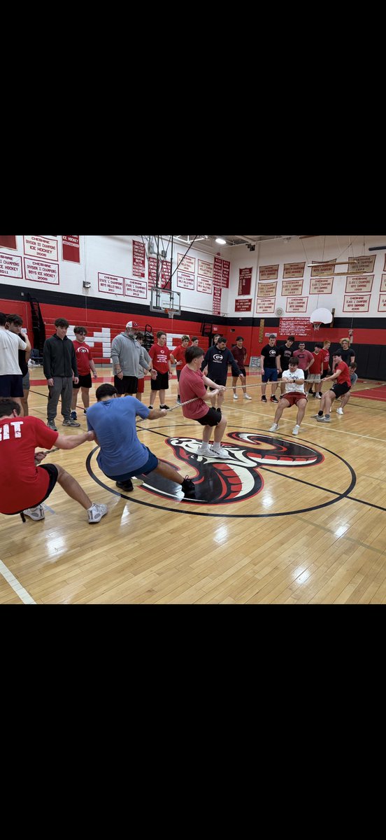 CHSRamFootball's tweet image. Back at it again this morning with a 6am workout & compete session before school! #ALLIN