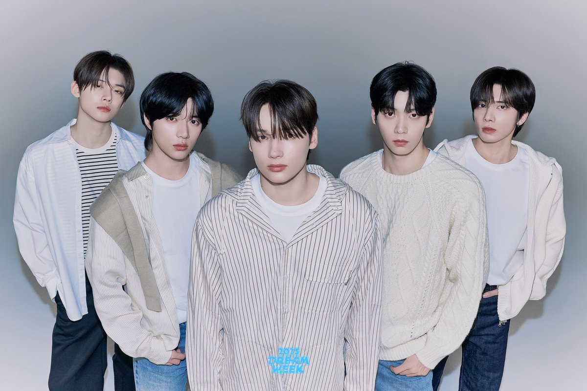 TXT_DailyNews's tweet photo. According to HYBE, @TXT_members has preparing for new album and tours in 2025!
*TXT will reach more countries this tours like in Europe and Latam.
#TXTisComing https://t.co/YDZUUEagdU