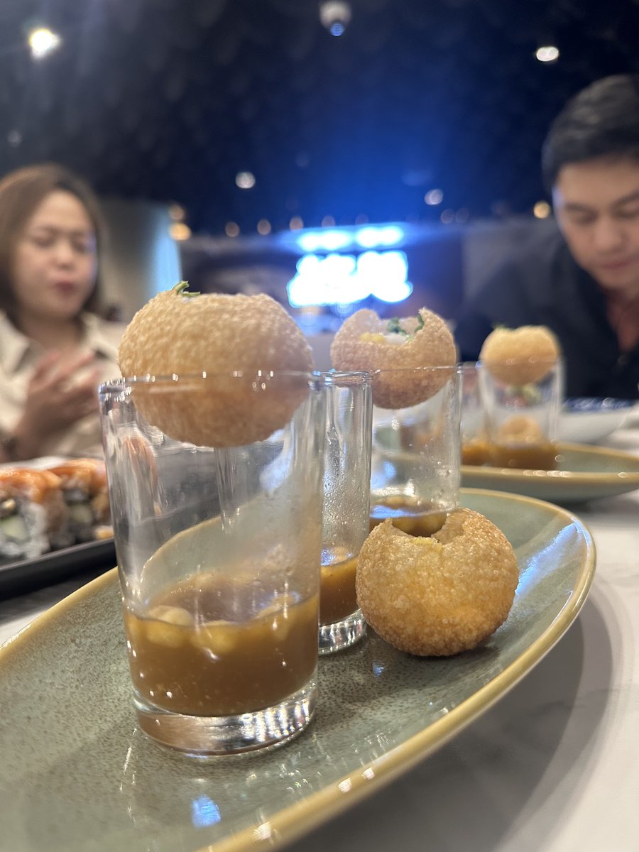 KingToph89's tweet photo. Sobrang mageenjoy kayo dito @OisRplusE_N @mrgeek1228 @Noob_Gaymer21 @jeffie1221 @guummiiiii @xydzbysides @ItsMe_Arlo @Houdini_r17 @PaulArchon @zashner @thewalkinglex @Cypher_Iyan @phonix701
#WorldsKitchen #AranetaCubao https://t.co/MeZiVK2VFZ