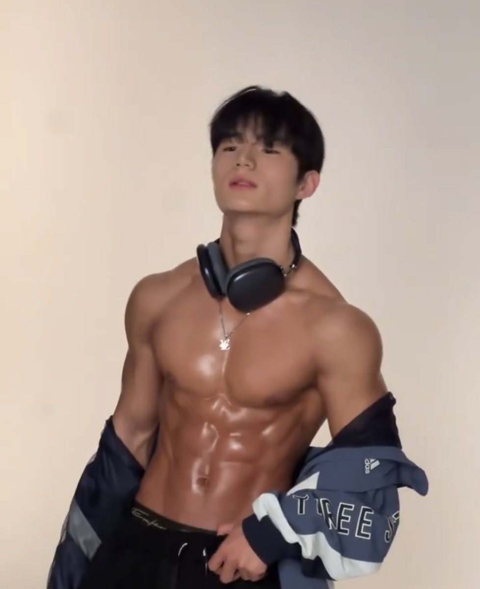 수영복 몸매 인풀루언서 #좋아요 #리트윗