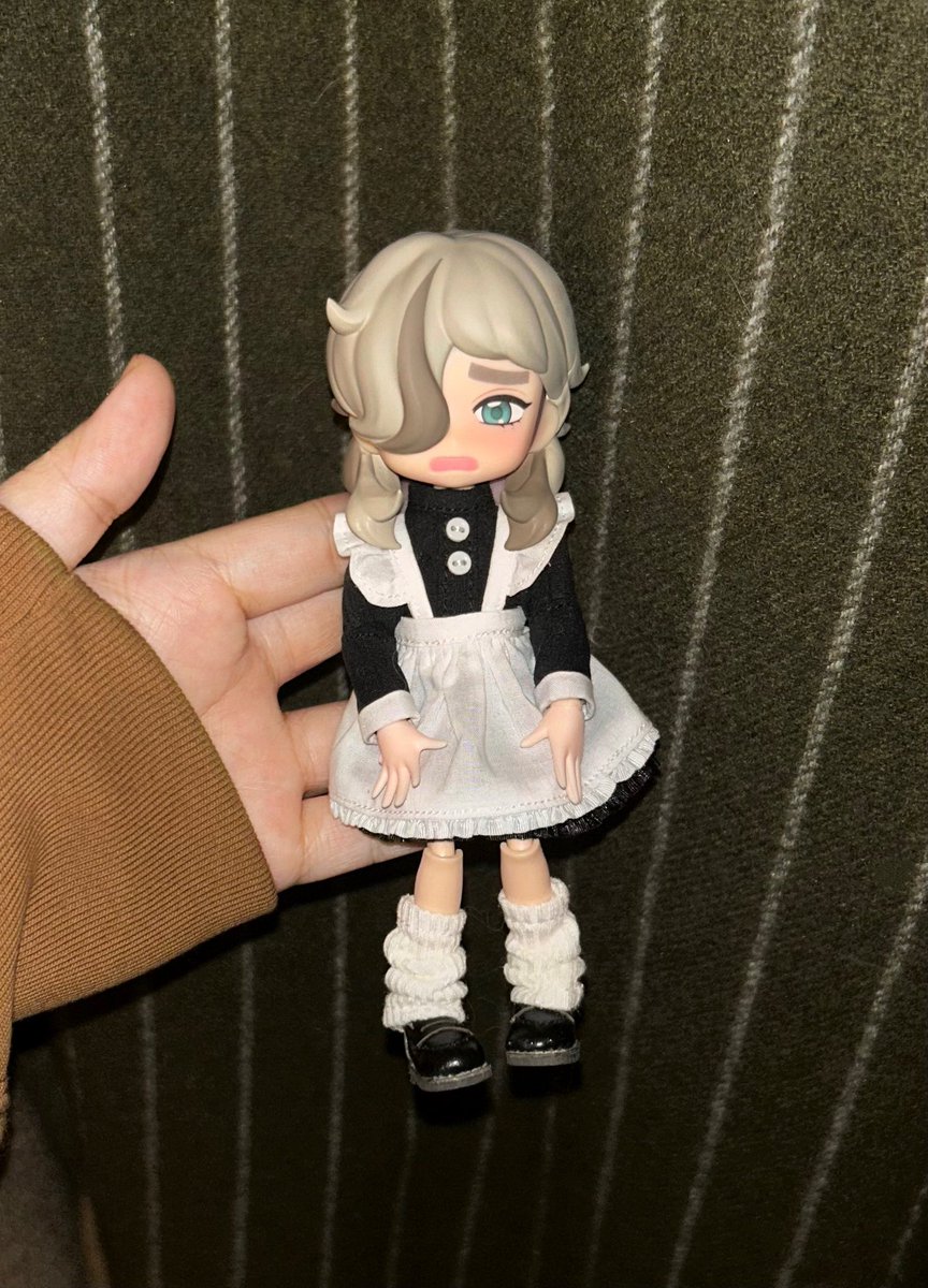 我画这张脸就是为了给他穿这种衣服😋