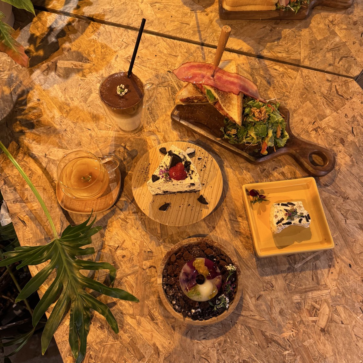 kn9cn's tweet photo. 札幌で1日限定で開催される間借りカフェ💐☕️ https://t.co/2ufXVNeHCP
