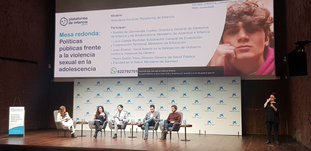 CNSEinfo's tweet photo. 📍 Nuestra compañera Lucía Espejo, experta en acoso escolar, asiste hoy a la jornada "La violencia sexual entre adolescentes: retos y políticas públicas" organizada por la @platdeinfancia.

📸Podéis verla en imágenes junto a Carles López, Macarena Céspedes y Ricardo Ibarra, presidente, vicepresidenta y director de la Plataforma.  

 #UnaAdolescenciaSinViolenciaSexual