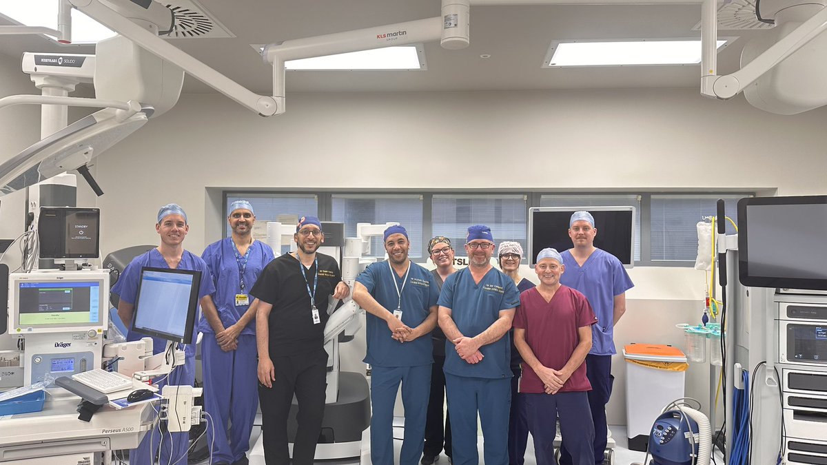 ELHT-UROLOGY (@elhturology) on Twitter photo Great couple of days beginning our Retroperitoneal Robotic Partial Nephrectomy journey <a href="/ELHT_NHS/">East Lancashire Hospitals NHS Trust 💙</a>
Many Thanks to Mr Muddassar Hussain and Frimley Park for proctoring the two successful days. Great couple of days beginning our Retroperitoneal Robotic Partial Nephrectomy journey <a href="/ELHT_NHS/">East Lancashire Hospitals NHS Trust 💙</a>
Many Thanks to Mr Muddassar Hussain and Frimley Park for proctoring the two successful days.