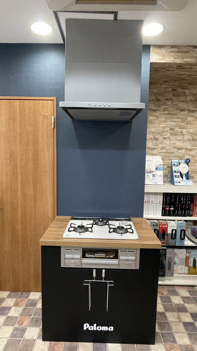 mmstkr4649's tweet photo. こんばんは😀

＃インテリア共栄
です。

当店の店頭展示品に新しい商品が追加されました。

＃レンジフード
＃ビルトインコンロ
が追加しました。
展示品追加に伴い
＃キャンペーン
を行ってますので気になる方はお気軽にお問い合わせ下さい☎︎

宜しくお願い致します。

＃千葉県
＃船橋市 https://t.co/nkgvfqrHcW