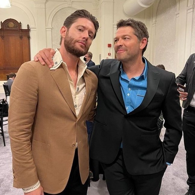 archivedilfs's tweet photo. The Boys slayed so bad https://t.co/lEaoXRUAU0