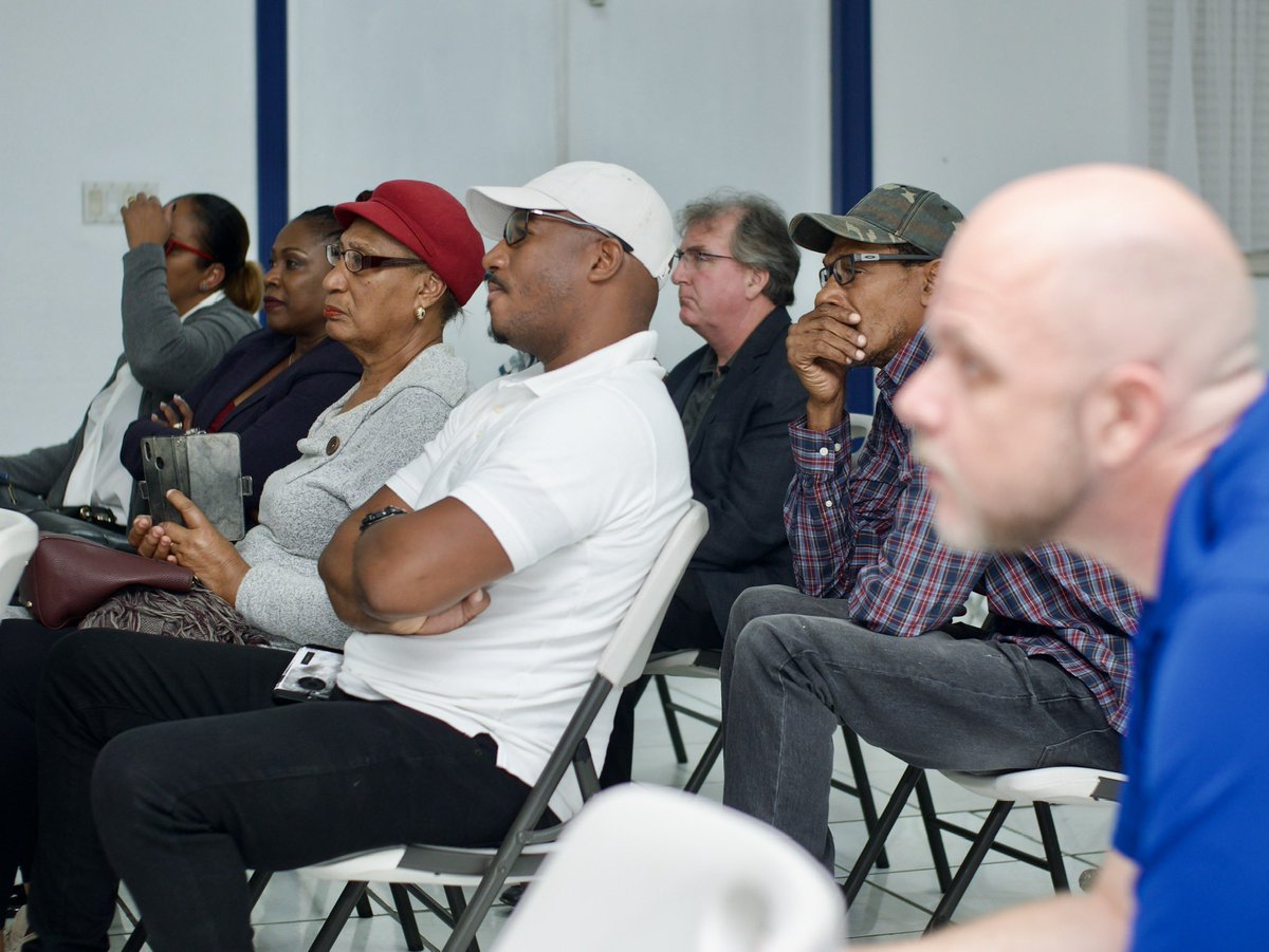 DIRBAHAMAS's tweet photo. Check out highlights from our latest Town Hall Meeting in Grand Bahama. https://t.co/pW36bh9Kjk