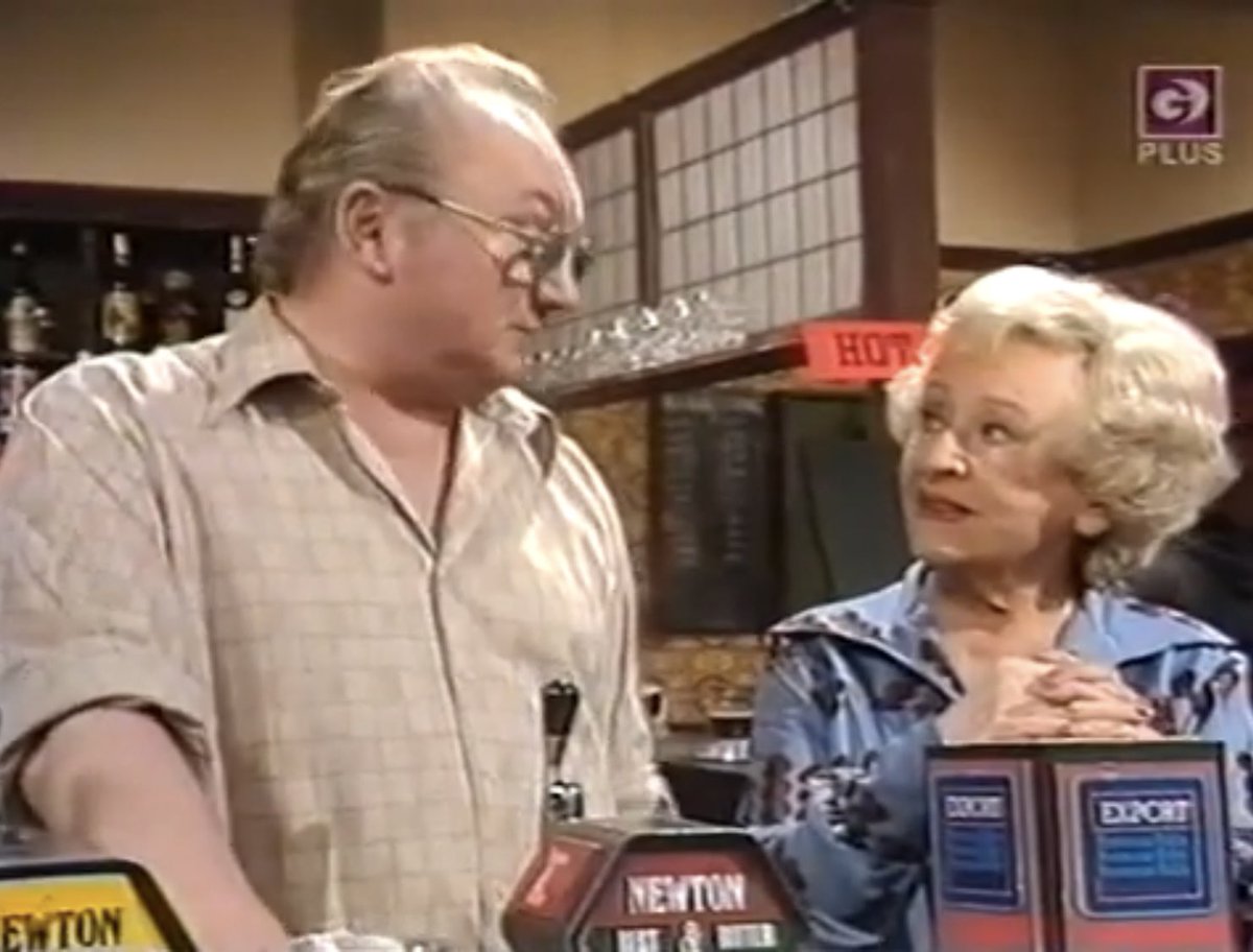 DorisSpeedFans's tweet photo. Doris as Annie Walker in the 1889th episode of Coronation Street (26th February 1979) with Fred Feast as Fred Gee #DorisSpeed #FredFeast #ClassicCoronationStreet #CoronationStreet #ClassicCorrie #Corrie https://t.co/wOLapWMUVG