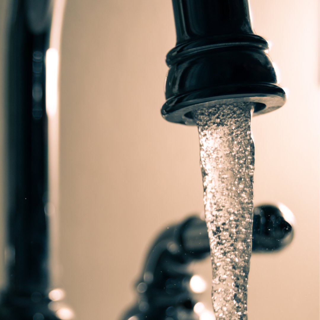 Keep your water flowing smoothly! 🚰✨ H2Flow Plumbing offers reliable solutions for all your plumbing needs. From repairs to installations, we’ve got you covered. 🛠️💧 #H2FlowPlumbing #PlumbingPros #NoMoreLeaks