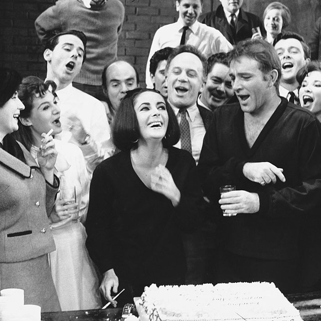 Elizabeth Taylor tweet media