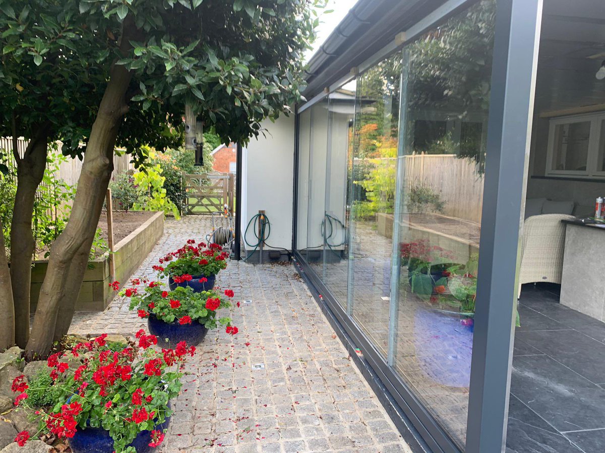 Frameless Glass Curtains LTD tweet media