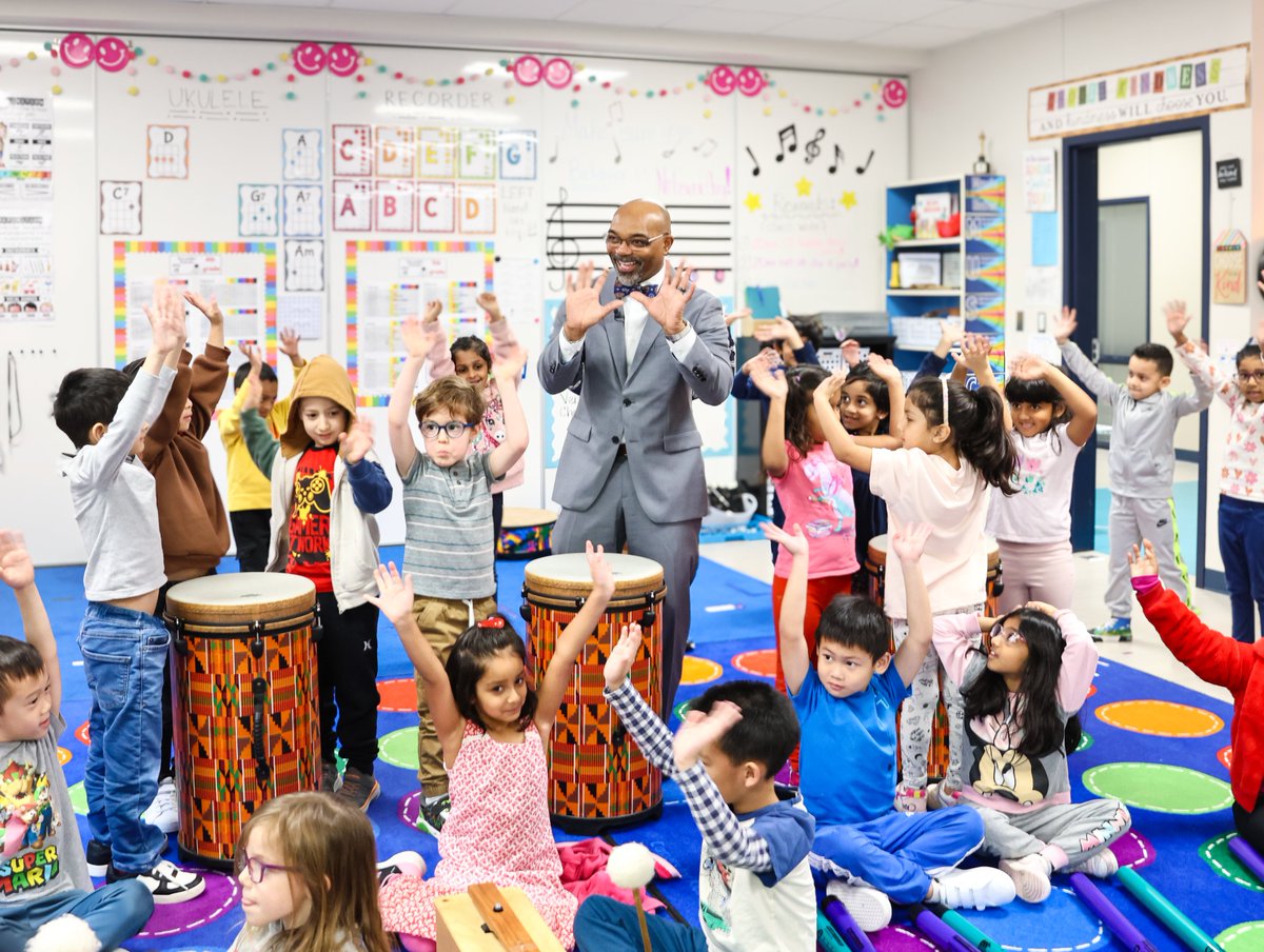 FortBendISDSupt's tweet photo. What a great morning with the Huskies! I had the pleasure of visiting Madden Elementary, where innovation and creativity are on full display. From engaging STEM activities to the rhythm of music and the impressive work in the Husky Broadcast Studio, our students are thriving in an environment that fosters excellence.

A special thank you to Mr. and Mrs. Madden, and our incredible CVME staff and students for their warm welcome and for showcasing the amazing learning happening here. Keep leading the PAC, Huskies! 

#FBISDProud #LeadThePAC #MarcOnTheMove @CVME_Huskies