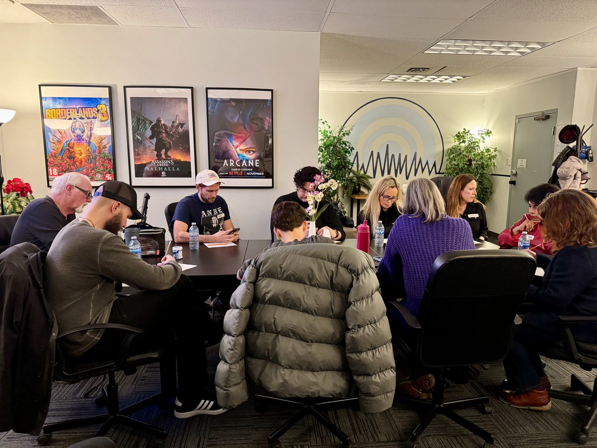 Last night was a blast! The best way to push your boundaries is by joining a voice acting class 🎙️
Sign up now, classes are filling quickly 🔥

digitalsoundmagic.com/voiceover-trai…