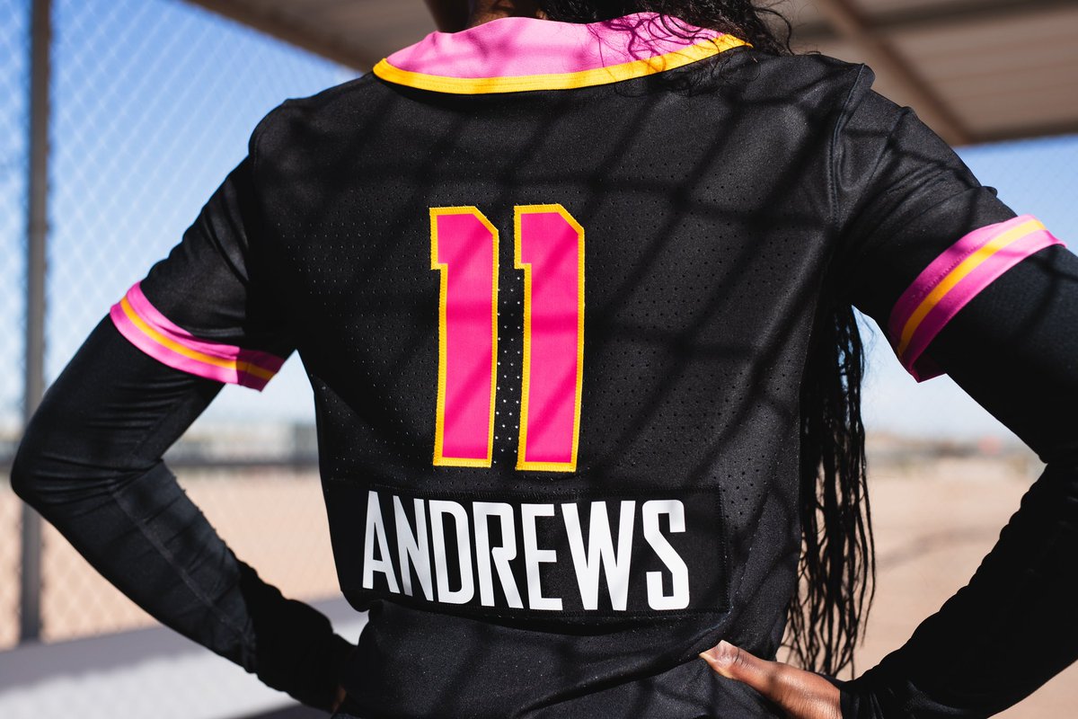 pretty in pink 💅 

we are rocking black with pink and orange accents as our home uniform all season long!