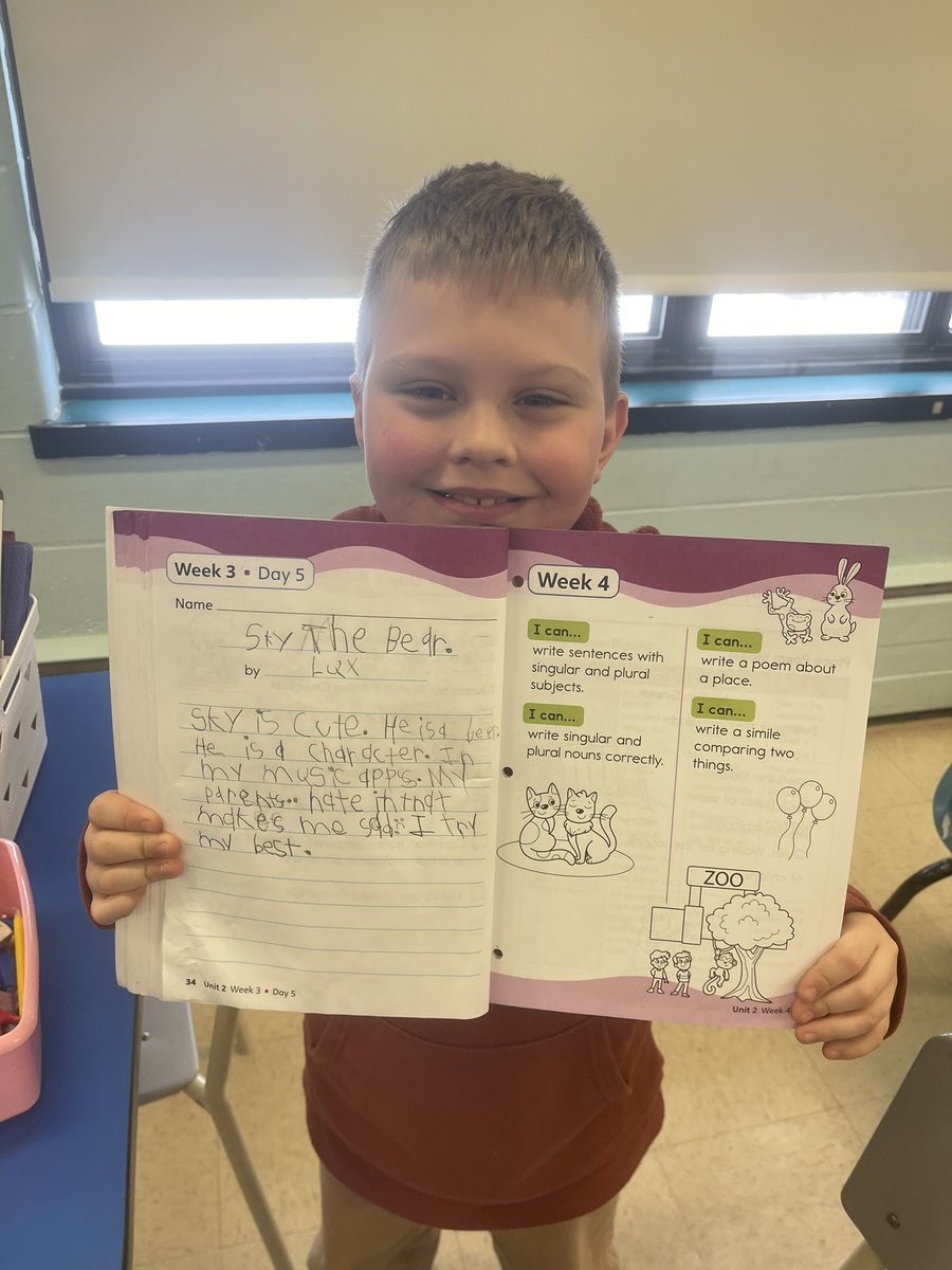 This is what happens in Grade 2/3 <a href="/FelixMarchandEC/">Felix Marchand Education Centre</a> when a systematic scope and sequence is being taught for writing!! 
<a href="/HeggertyPA/">Heggerty</a> #SRCEGrowingWriters 💕