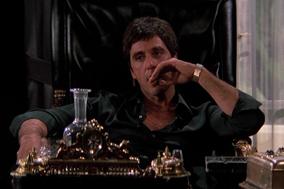 robcinodaily's tweet photo. Al Pacino in 'Scarface' (1983) https://t.co/Fup4hoYLej