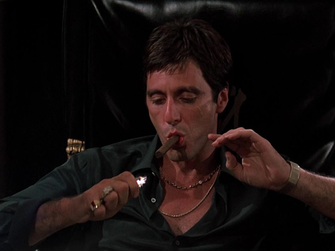 robcinodaily's tweet photo. Al Pacino in 'Scarface' (1983) https://t.co/Fup4hoYLej