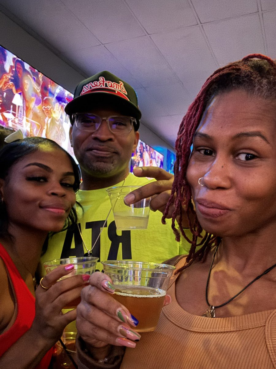 RBroBeans's tweet image. Good times and great people