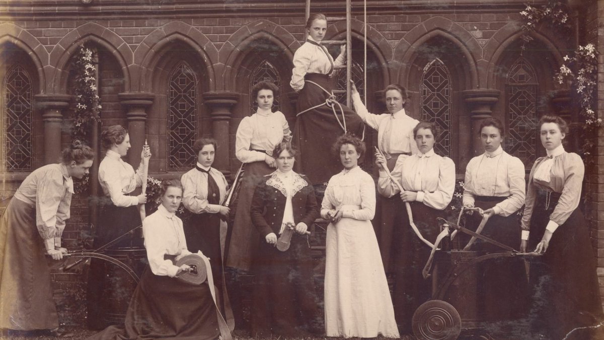 helenarney's tweet photo. Blazing fires start with small sparks... 🔥🔥🔥

Come see the small sparks of our new musical "The Cambridge First All-Ladies Fire Brigade" at @brumhippodrome on Thursday 6th March! 

Some tix left for the 1.30pm show, only 2 left at 7.15pm!  Get in! 👩‍🚒🧯 
https://t.co/CuHkCcrPHD https://t.co/jnWcal7Jr3