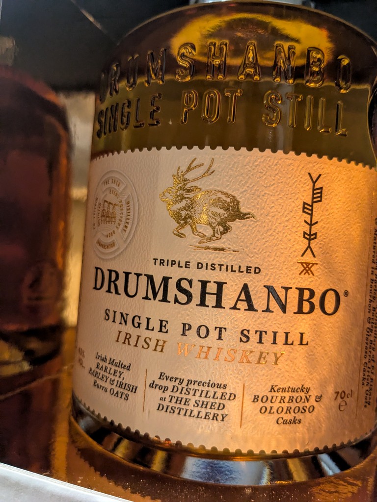 Weaverswines's tweet image. Back by popular demand! ✨

🥃 Drumshanbo Irish Whiskey

🥃 Secret Speyside 14 Year Old

🥃 Hatozaki Umeshu Cask Finish

Pop into the shop to get your hands on these amazing whiskies.

#whisky #nottinghamindependents #nottinghamsmallbusiness