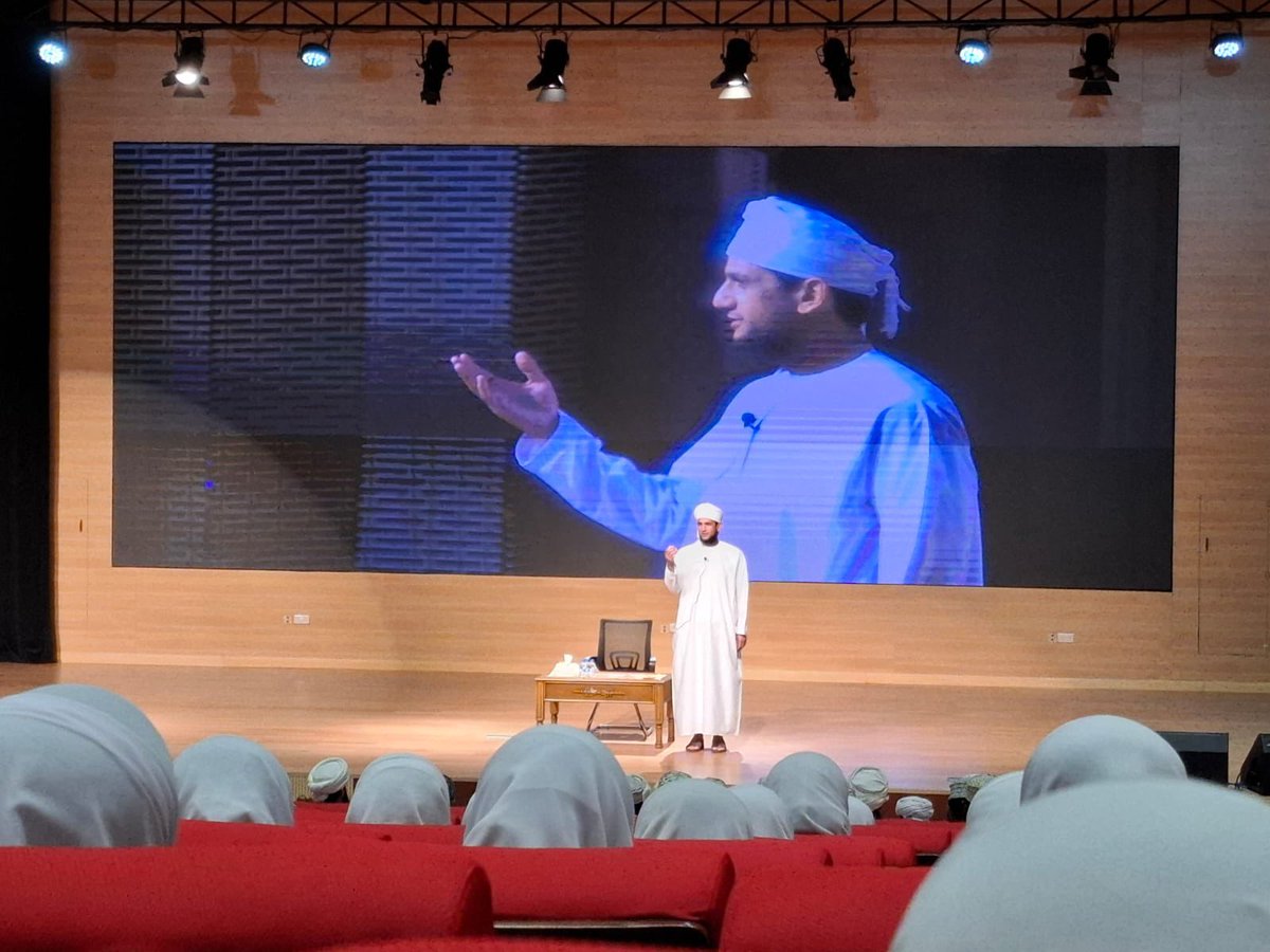 EduGovDhk4715's tweet photo. مشاركه مجتمعيه لطالبات الصف العاشر الذي نظمه مركز الرحمن لتحفيظ القرآن ( دورة تدبر القران).
#تعليم_مستدام 
#تعليمية_الداخلية https://t.co/Aa6Y5RB3BS