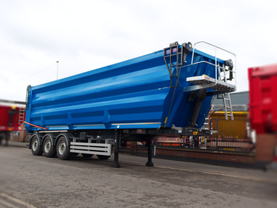 ColsonTrailers's tweet photo. 'ScrapLite'

Our 75yd³ steel tipping trailer that proves you don’t need to compromise on strength to go lighter! 🚛🪶 

Tackle your scrap jobs with ease &amp; efficiency.
🌐 https://t.co/Q7I1sFLkLP
☎️ 01773 424 210
📩 info@colsontrailers.co.uk

#ScrapMetal #Trucks #Bespoke #Scrap https://t.co/mF5tqjAlL5
