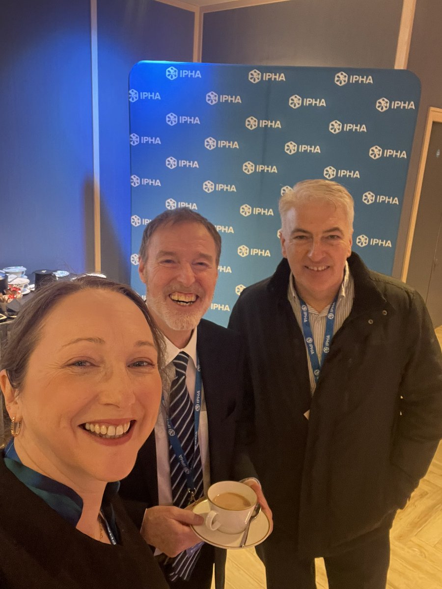Eibhlin Mulroe ๐ (@eibhlinmulroe) on Twitter photo Gathering around the man, the legend Patrick Kivlehan, speaker at todays #Iphaconference2025 and our good friend <a href="/MichaelRynne1/">Michael Rynne</a> <a href="/CllIreland/">CLL Ireland</a> <a href="/cancertrials_ie/">CancerTrialsIreland ๐</a> Gathering around the man, the legend Patrick Kivlehan, speaker at todays #Iphaconference2025 and our good friend <a href="/MichaelRynne1/">Michael Rynne</a> <a href="/CllIreland/">CLL Ireland</a> <a href="/cancertrials_ie/">CancerTrialsIreland ๐</a>