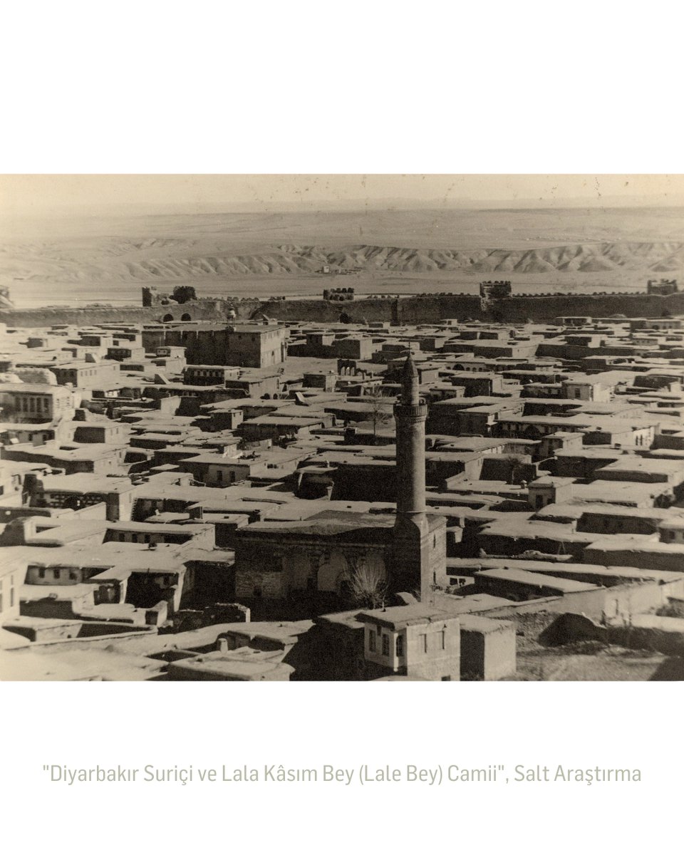 HrantDinkFnd's tweet image. The unknown past and multicultural life of Diyarbakir is on the Other Neighborhood memory tour in the #KarDes mobile app! Discover Deva Hammam, Church of the Virgin Mary and School, Naum Faiq and more.

To download the KarDes mobile application for free: onelink.to/KarDes